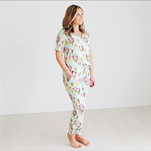 🆕 Women’s Posh Peanut Sophia Ice Cream Short Sleeve Bamboo Loungewear - Small - Picture 5 of 9